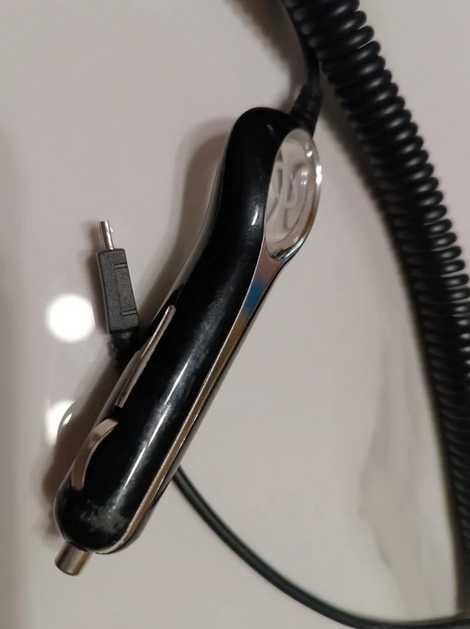 Ładowarka do samochodu