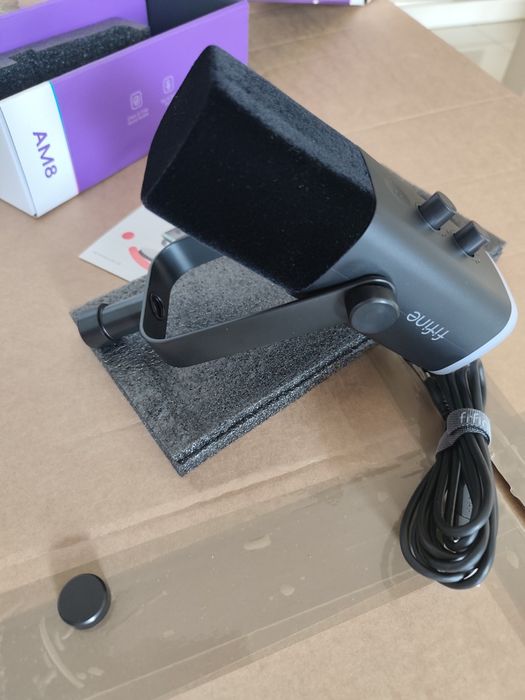 Fifine Ampligame AM8, dynamiczny mikrofon studyjny