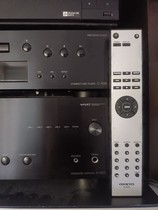 Odtwarzacz CD ONKYO C-7030