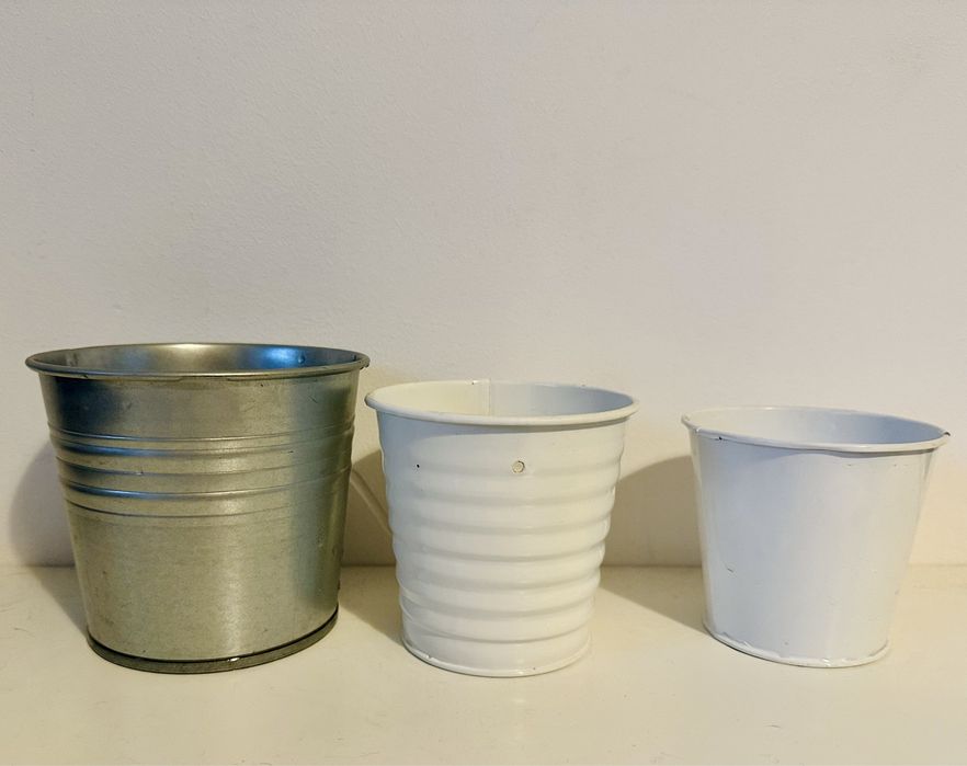 Zestaw 3 metalowych oslonek