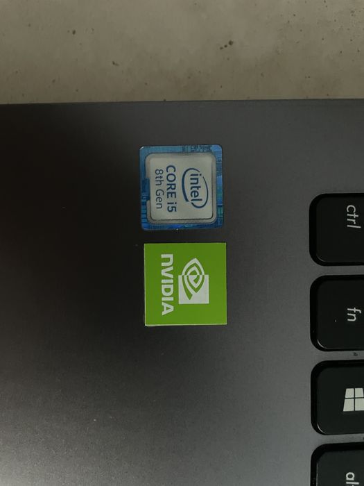 Laptop Asus VivoBook