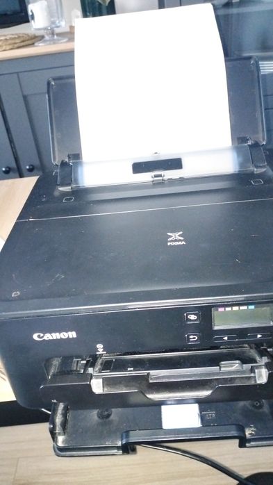 Drukarka canon uszkodzona