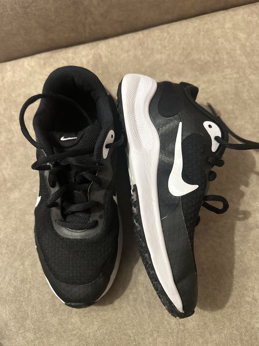 Кросівки Nike, чорні