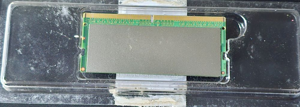 Оперативна пам'ять Kingston Fury SODIMM DDR5-3200 8192 MB PC4-25600