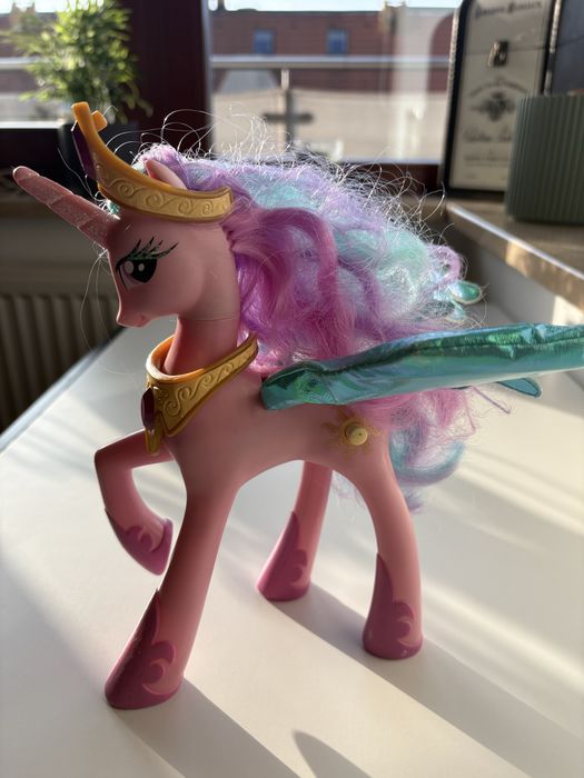 Interaktywna figurka My Little Pony Księżniczka Celestia