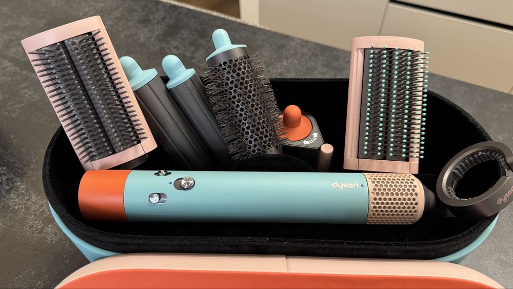 Dyson Airwrap з Іспанії колір тіффані