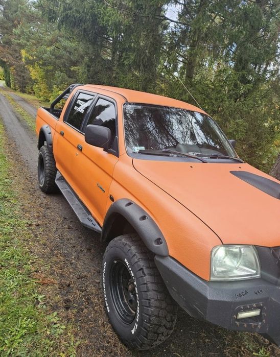 Продам  Mitsubishi L200 2,5 TDI 
Рама ціла по двигуну питань немає 
Автомобіль у технічному стані вкладень не вимагає