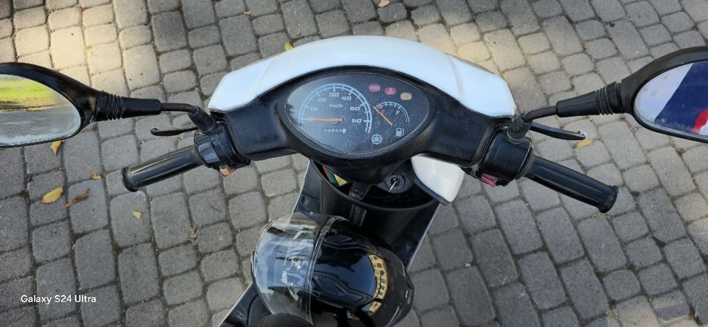 Продам скутер Yamaha jog sa 36j