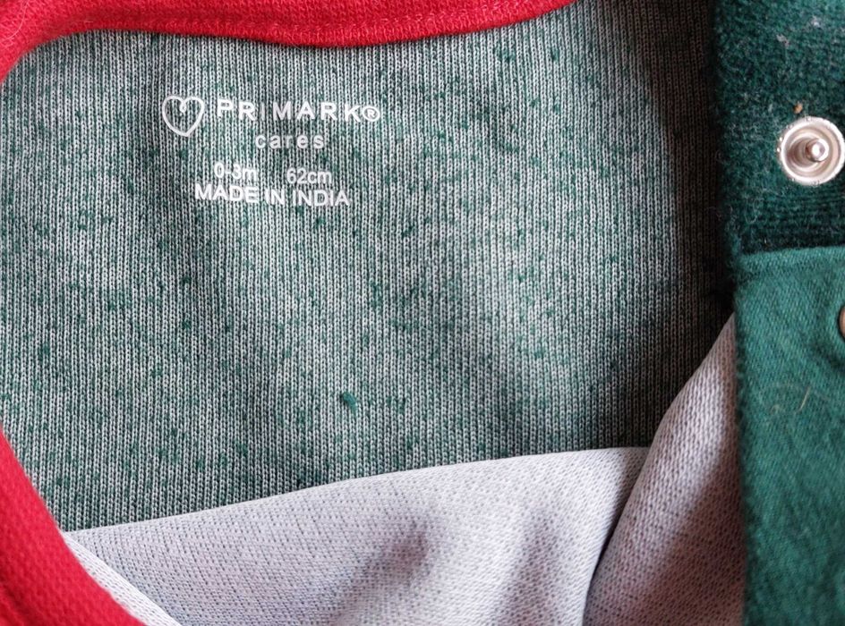 Conjunto Gorro + Babygrow de Natal Primark 0-3 meses