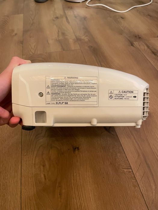 Rzutnik EPSON EH-TW5300