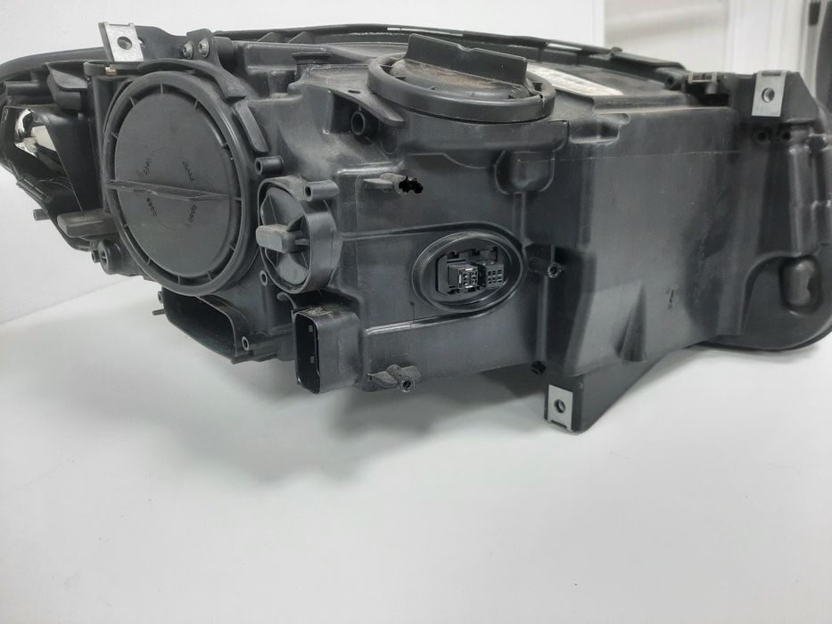 BMW serie 5 F10 / F11 optica / farol usado