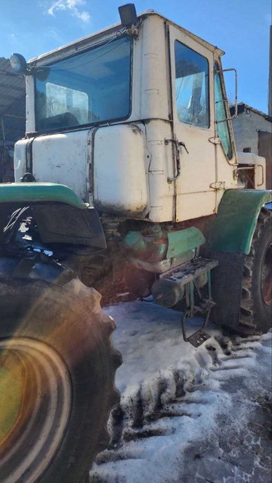 Трактор Т-150К з двигуном ЯМЗ V6