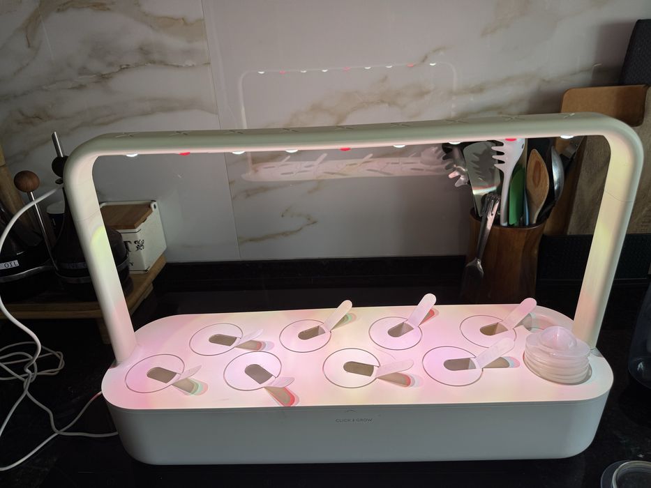 Smart Garden 9 Click & Grow