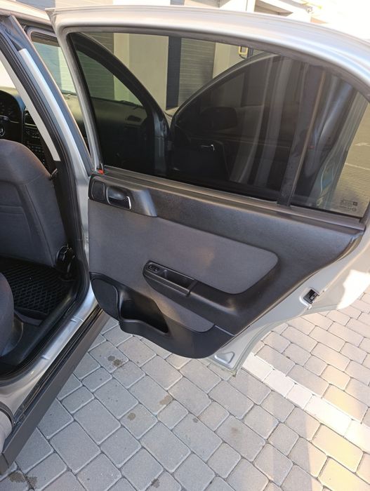 Opel Astra 1.8 бензин газ