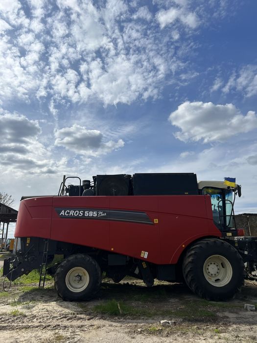 Versatile Acros 595 plus