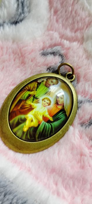 Duży medalion Maryja z Dzieciątkiem