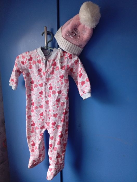 Отдам бесплатно на девочку