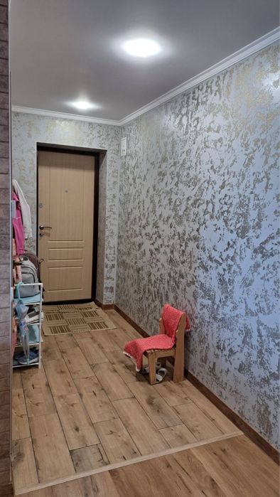 Продаж квартири Набережна.