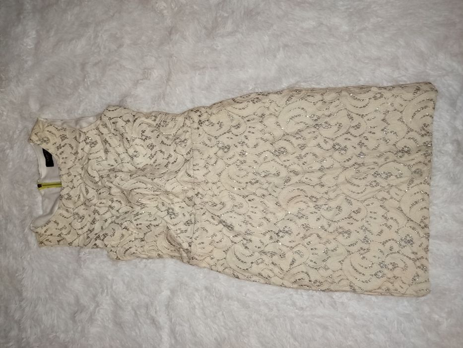 Жіночі сукні різні нові S