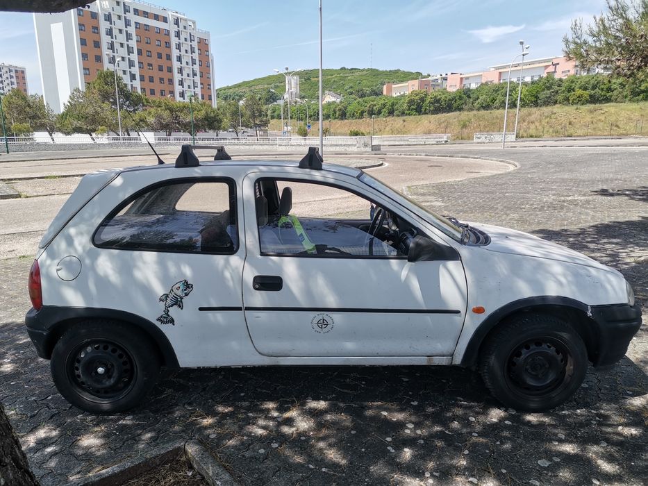 Opel corsa B 1.7 Gasóleo