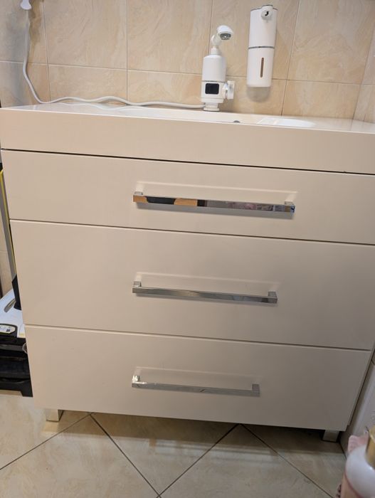 Zestaw mebli łazienkowych