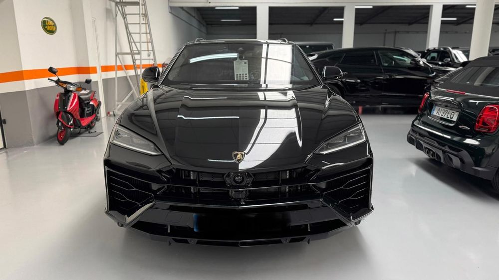 Lamborghini Urus 4.0 V8 SE