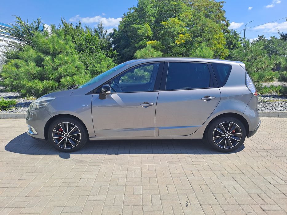 Renault Scenic 2012 VIN VF1JZ090347985467 фото оголошення 2 з 8
