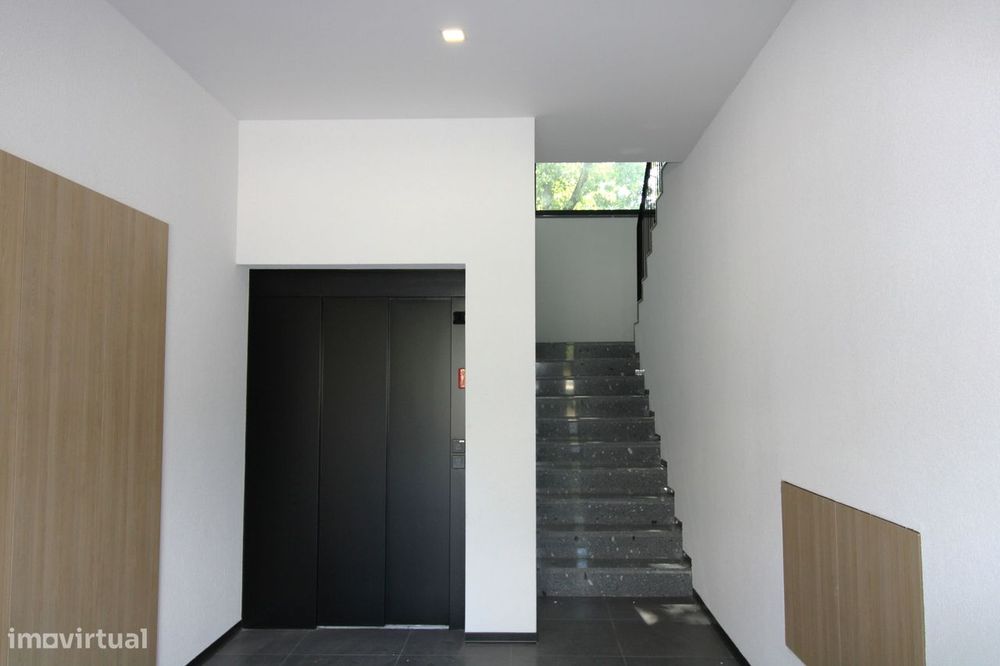 Apartamento T1+1 Variante do Fojo, Braga – Conforto e Natureza