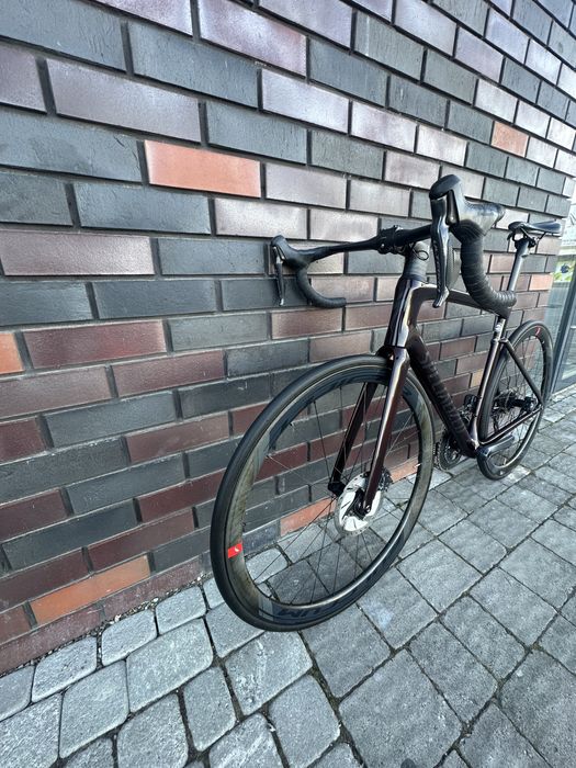 Specialized Tarmac SL7 Pro Ultegra DI2, карбон червоного відтінку