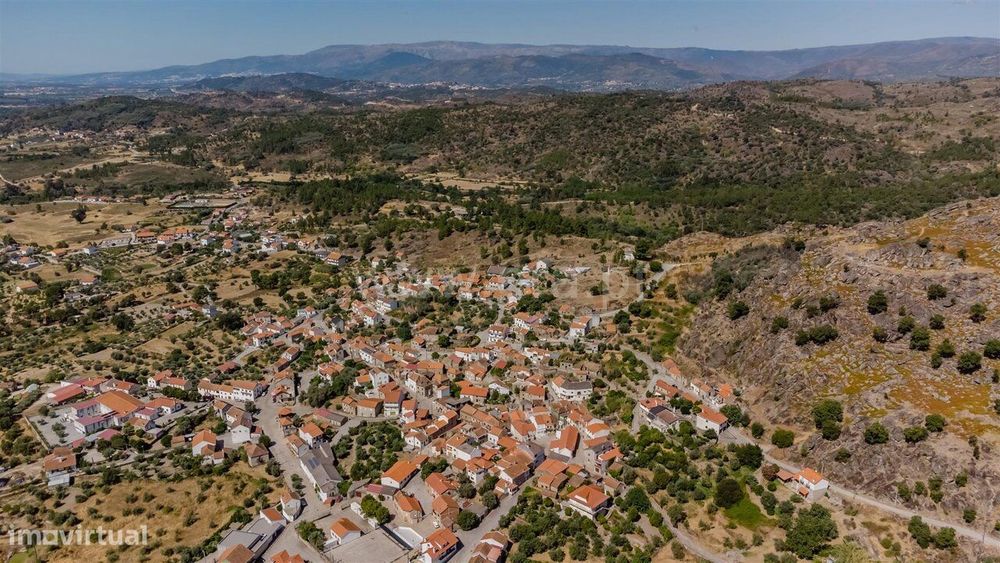 Moradia Geminada T1 / Sabugal, Bendada