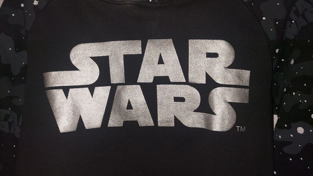 Sweat com capuz Star Wars Lucas film
Tamanho 6/7 anos