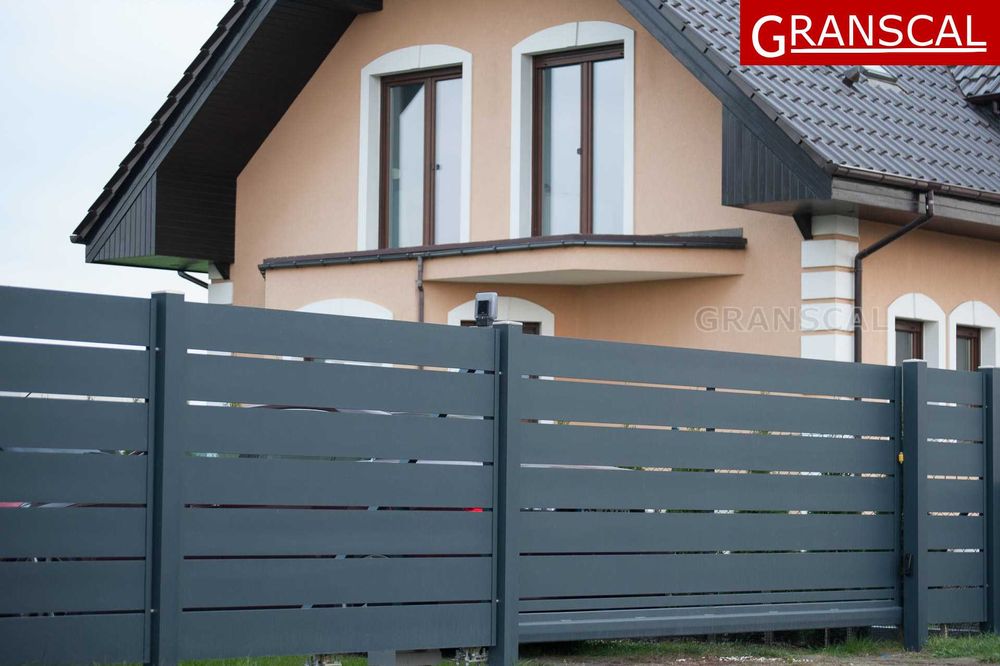 Brama dwuskrzydłowa nowoczesna aluminiowa Poznań