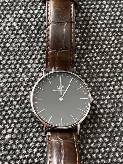 Daniel Wellington zegarek skórzany pasek brąz