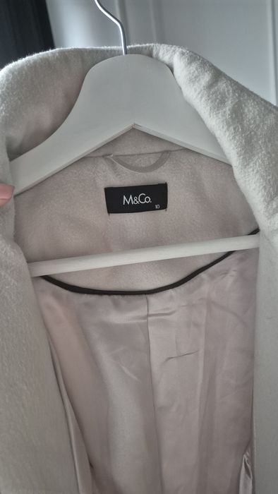 Płaszczyk śmietankowy M&Co.