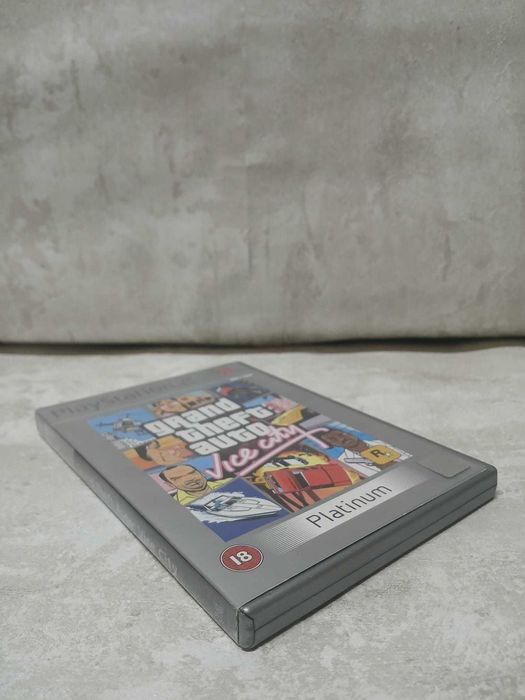 Grand Theft Auto Vice City - PlayStation 2 - Edição Platinum