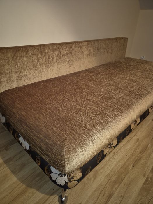 Zestaw wypoczynkowy kanapa+dwa fotele
