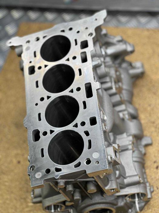 Блок BMW новий B48 G20 G22 G30 G01 G02 8650917