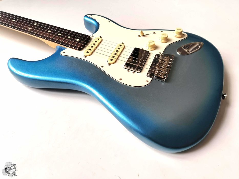 Fender® Limited Edition American Showcase Stratocaster '2022