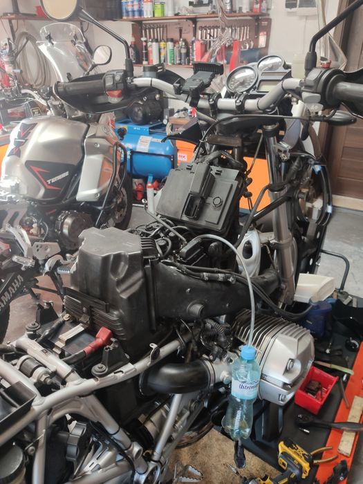 Wymiana opon motocyklowych, serwis motocykli