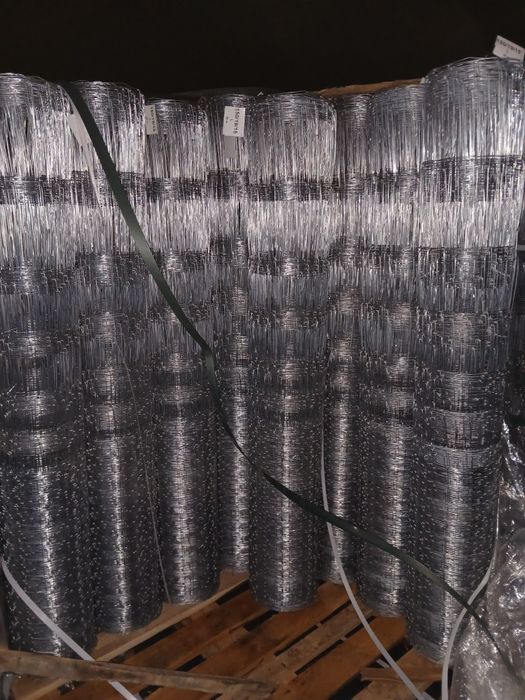 Słupki betonowe do siatki, siatki plecione, leśne