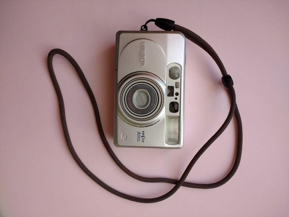 Плёночный фотоаппарат minolta  (не olympus mju II)
