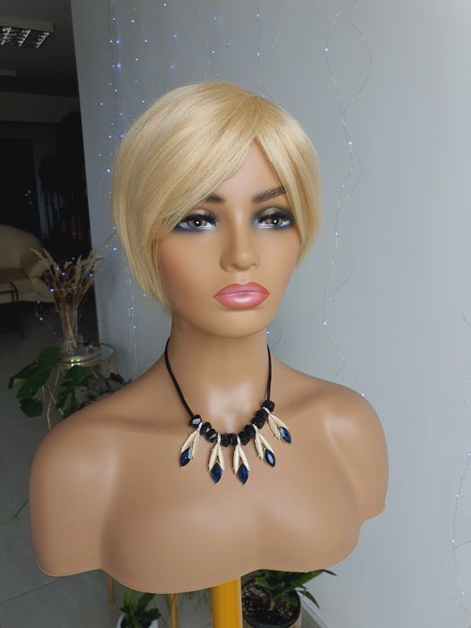 Peruka z włosów naturalnych w 100% krótka blond Beata