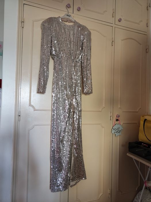Vendo vestidos de cerimónia