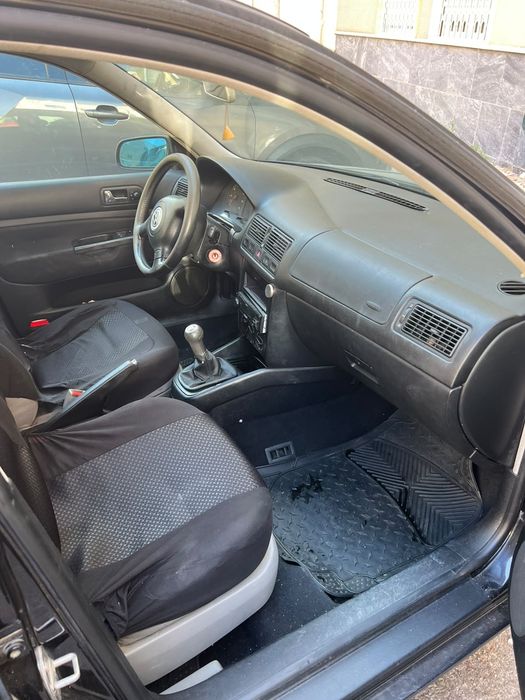 Golf 1.4 preto 16V barato