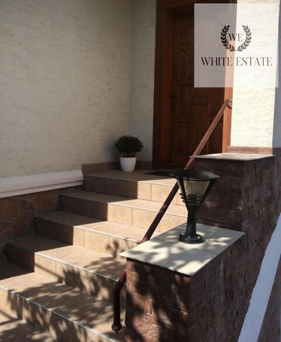 Продаж будинку район Дружба