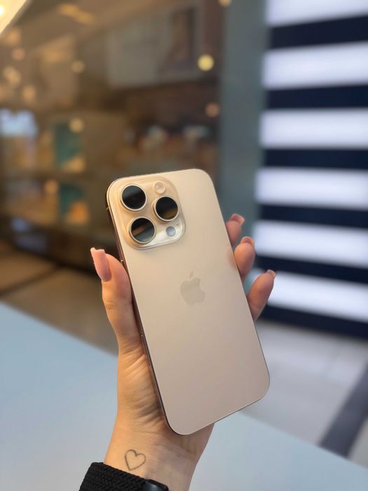 iPhone 16 Pro 128 GB Desert Titanium | 10 RAT 0% | Jak nowy, na wiosnę!