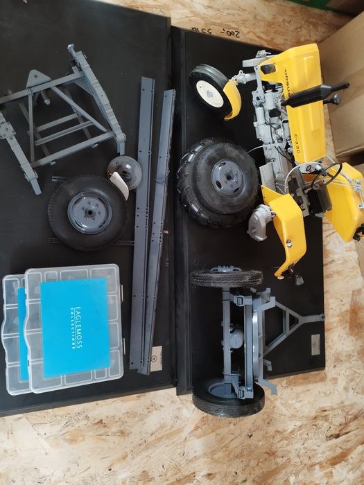 Ursus C330 skala 1:8