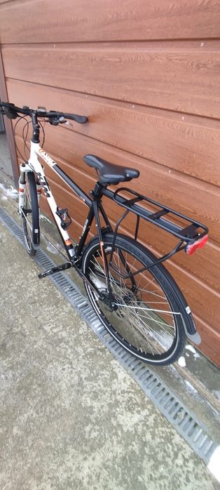 Trekingowy rower KTM Avento Cross