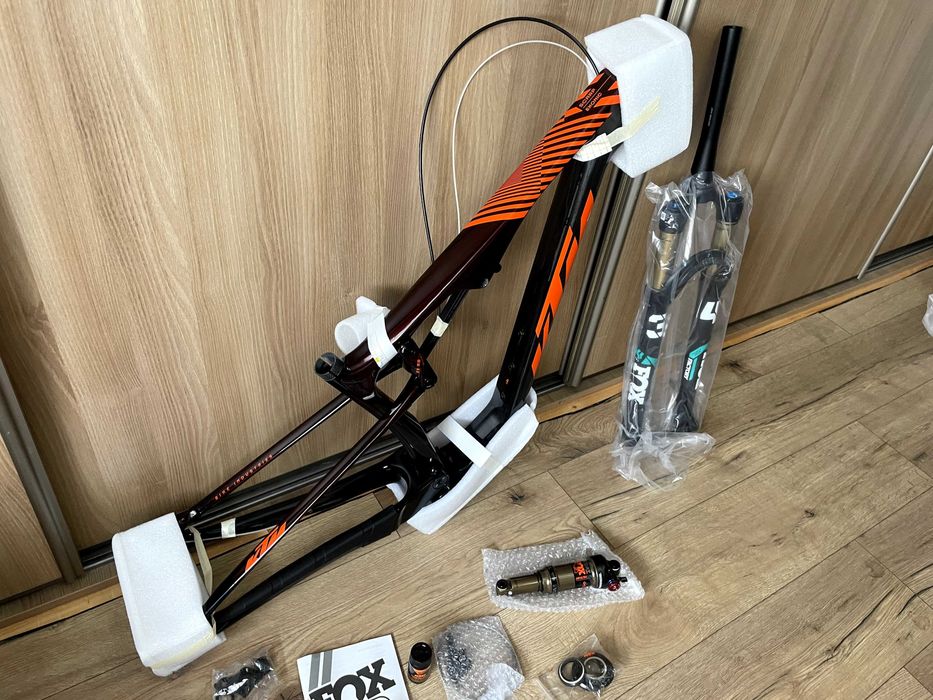 Nowa frameset Rama i amortyzacja KTM Scarp exonic FOX S/XL 110mm