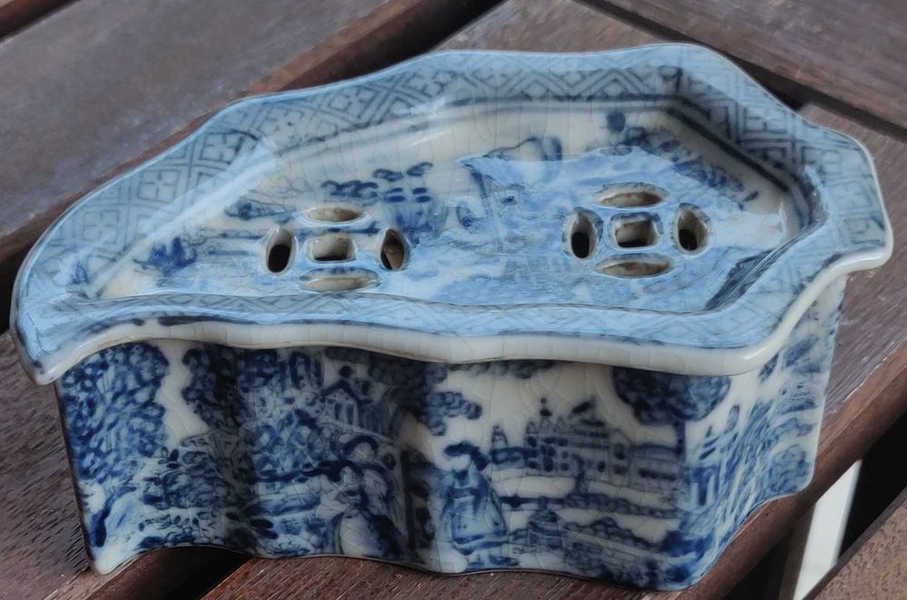 Vende-se caixa porcelana
